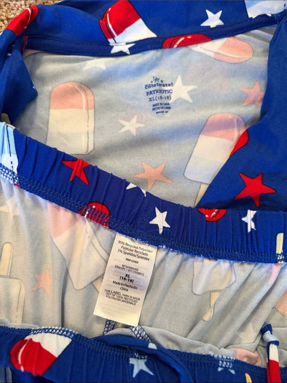 NWT Viral Walmart Bomb Pop Patriotic Pajama Set - XL - Picture 3 of 3